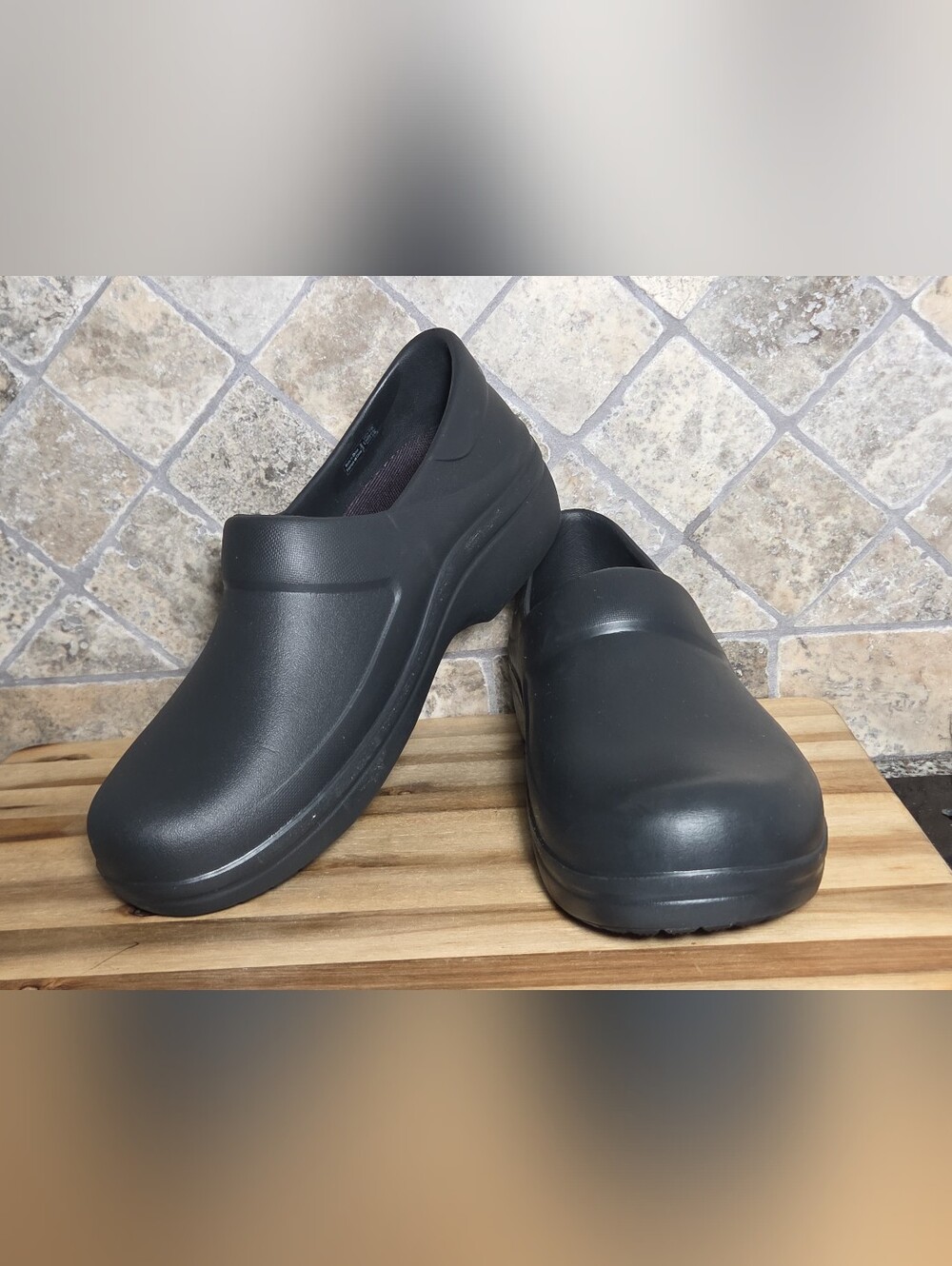 CROCS Women's Neria Pro II Clog Shoes Black At Work Dual Comfort Size 11 M